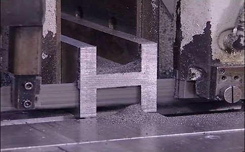 黄南大揭秘：带锯条价格多少钱才能买到高质量的产品？